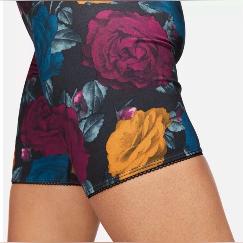 Nike Floral Biker Shorts Small Dri-FIT Cottagecore Dark Bloom Athletic Floral - Picture 3 of 12